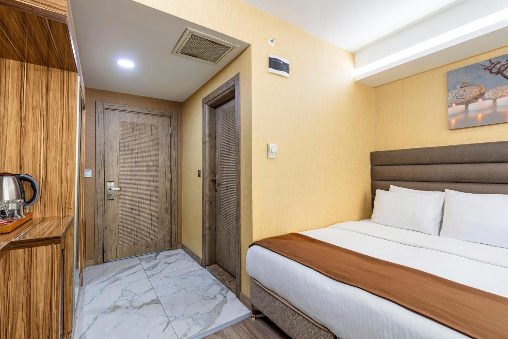 Dem Istanbul Airport Hotel Exterior photo